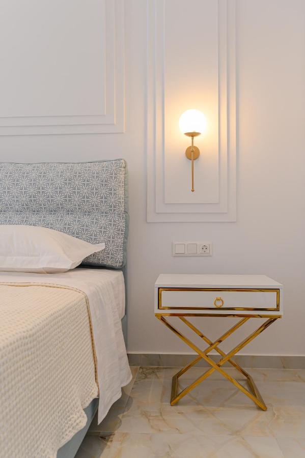 Dionisos Suites Lixúri Exterior foto
