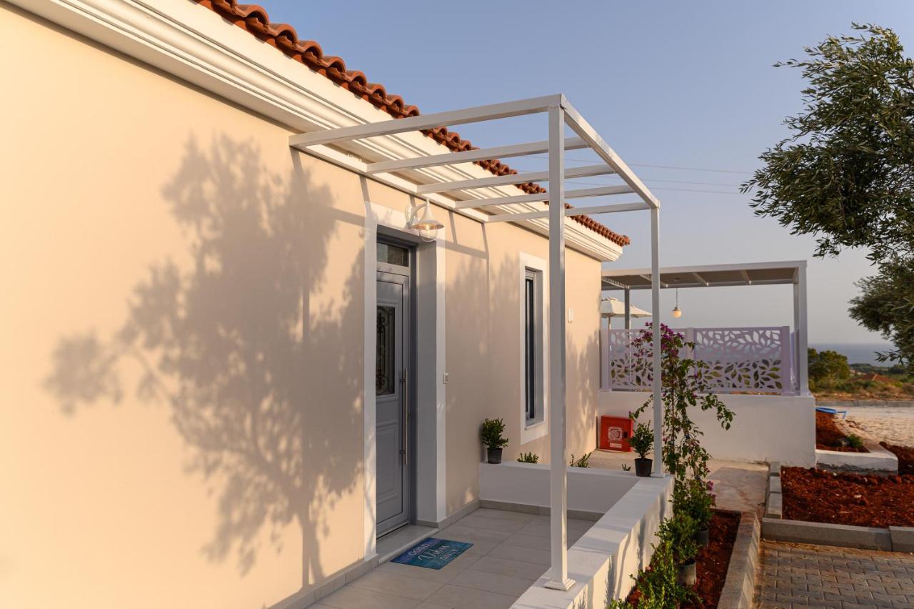 Dionisos Suites Lixúri Exterior foto